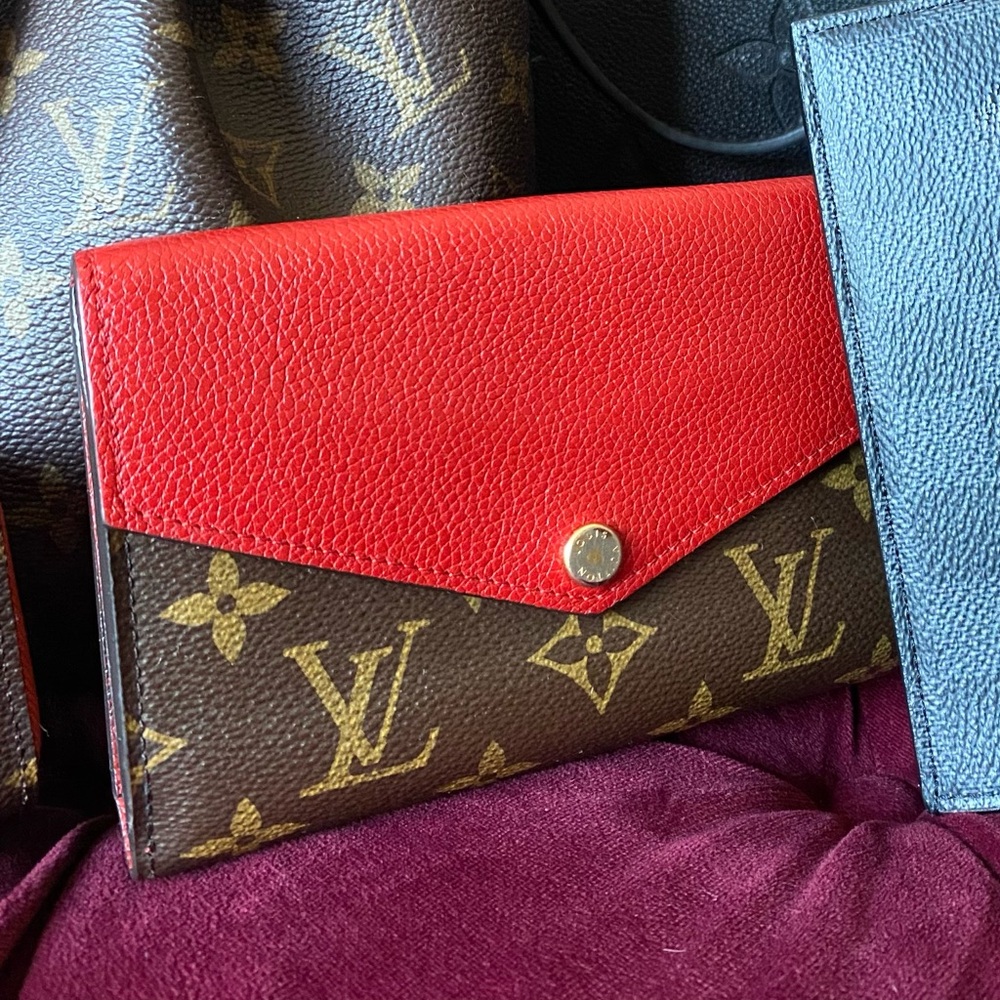 SOLD Authentic Louis Vuitton Cerise Monogram Canvas Pallas Compact Wallet Red - Picture 1 of 12
